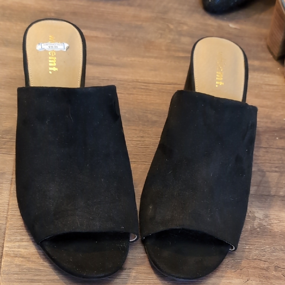 White Mountain Black Suede Mules
